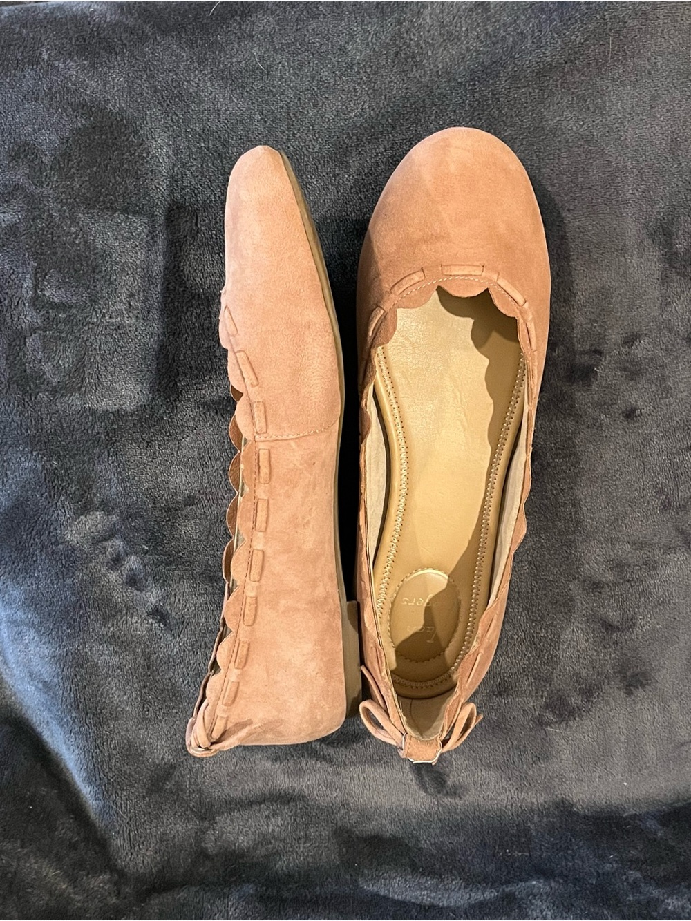 Jack Rogers Suede Ballet Flats. Scalloped edges, bow on heel. Cushioned. Beige 9